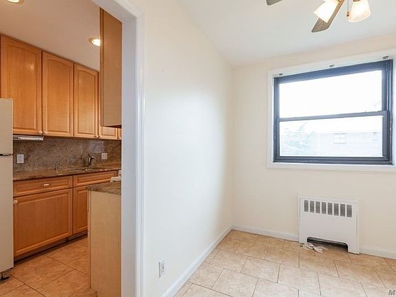 5th image of 1706 201st St #2-104