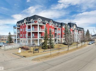 Macewan Gardens, Edmonton, AB T6W 0C5