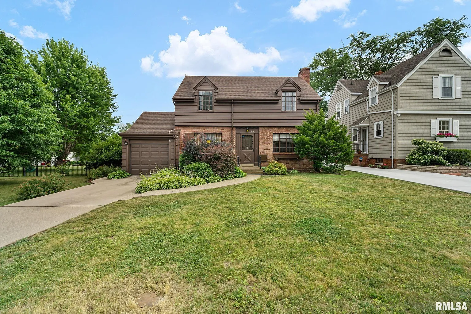 504 W Forrest Hill Ave photo 1