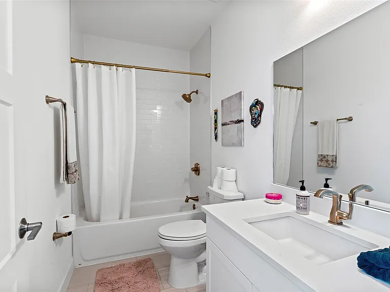 2621 1st Ave N #19 — Photo 26