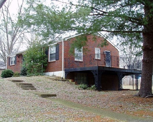 1st image of 926 Patricia Dr