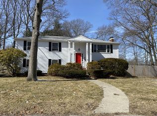 10 Howe Cir, Randolph, MA 02368