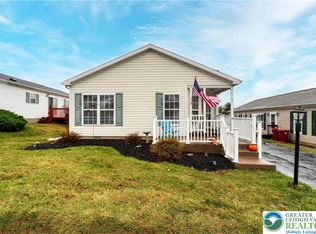 30 Abbey Rd, Easton, PA 18040