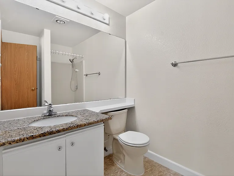 2100 S 336th St #P5 — Photo 18