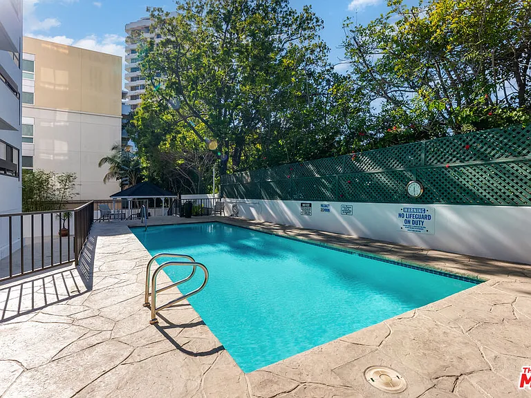 10551 Wilshire Blvd #1405 — Photo 10