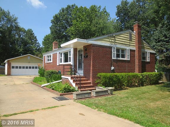 2nd image of 6917 Kingwood Dr