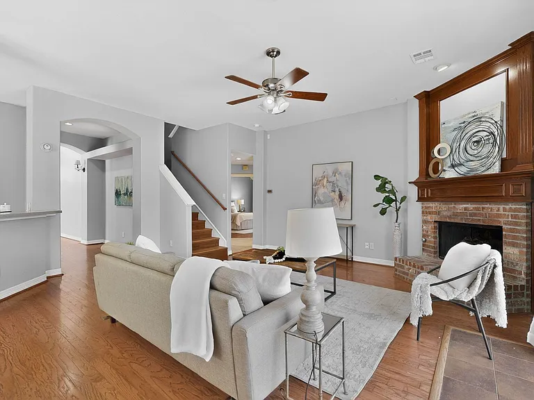 100 Shumard Ct — Photo 19