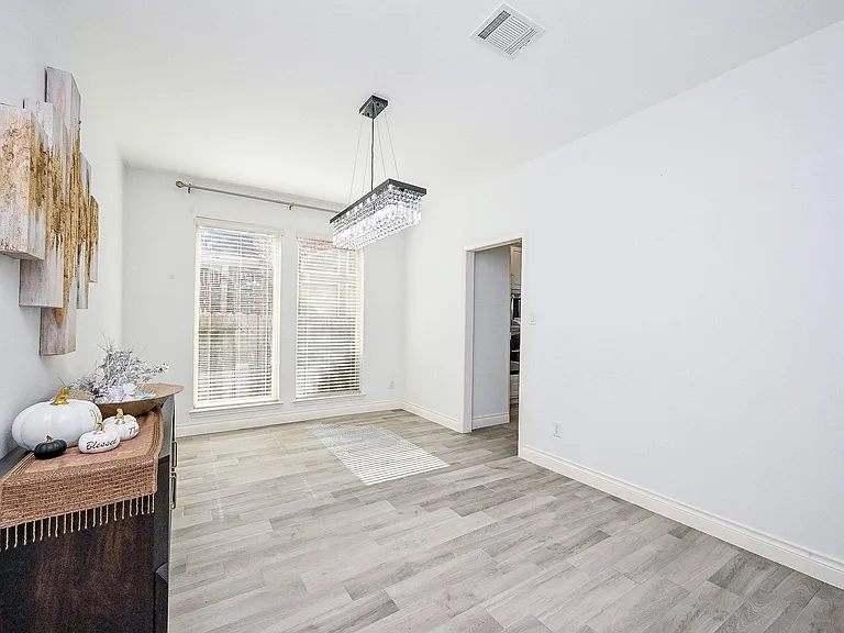 3707 Brampton Island Dr — Photo 7
