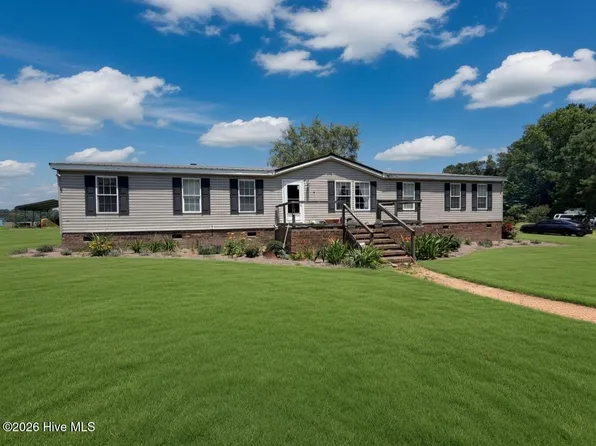 250 Mcneil Road, Fair Bluff, NC 28439