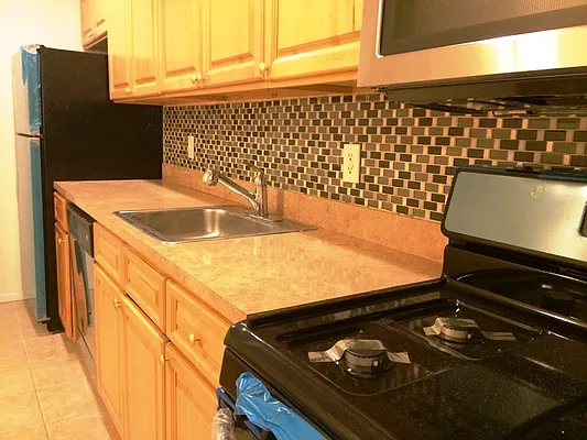 Rented by Sam Management Group, LLC | media 17