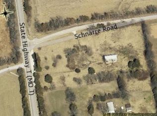 2282 Schnarre Rd, Foristell, MO 63348