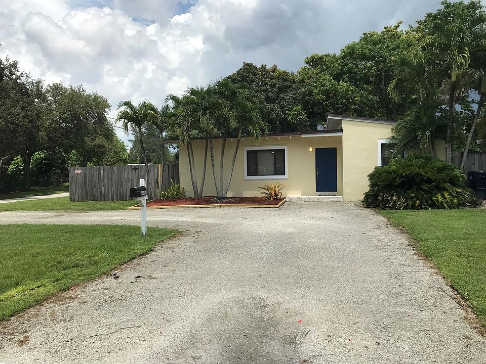 1st image of 6601 SW 63rd Ave