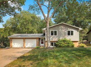 8921 Tamarack St NW, Coon Rapids, MN 55433