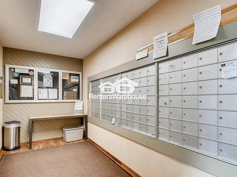 1601 N Innsbruck Dr #302 — Photo 20