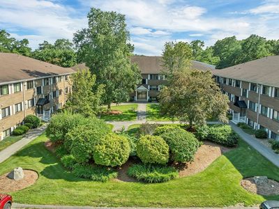 45 Macy St APT 207B, Amesbury, MA, 01913