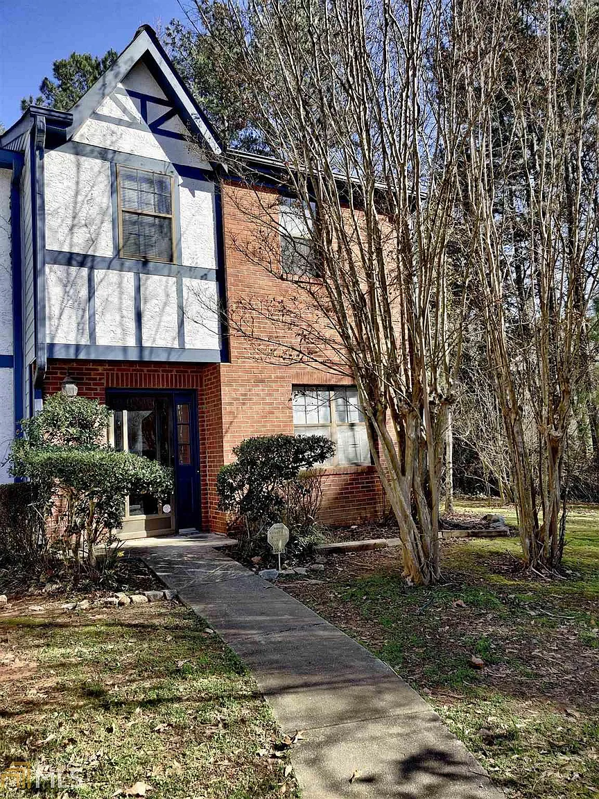 3525 Main Station Dr photo 1