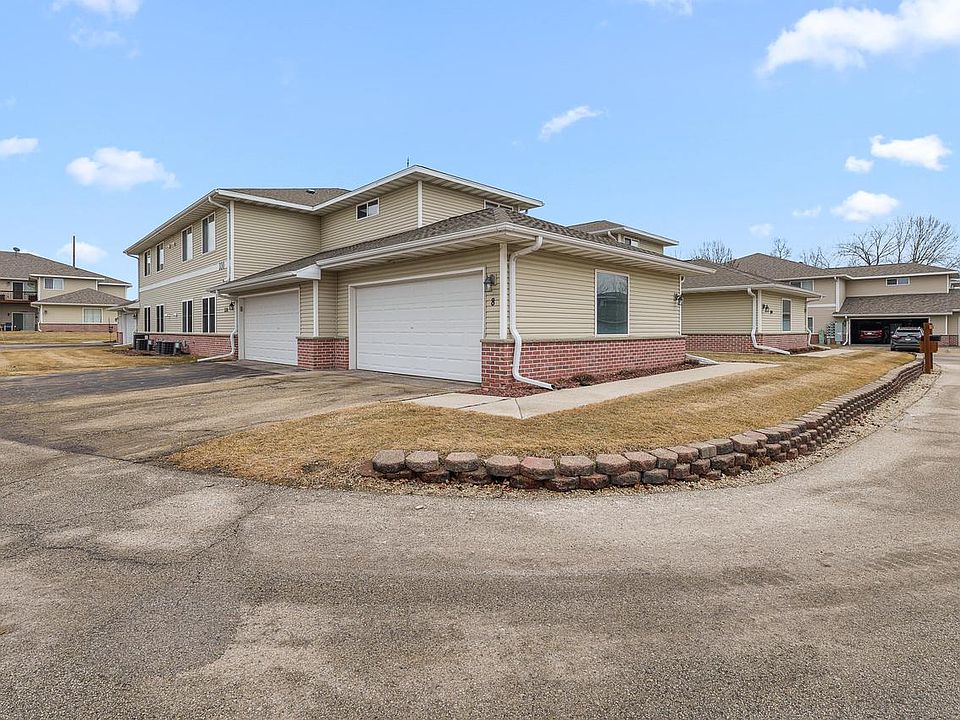 1st image of 330 Brookside DRIVE #4