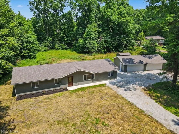 7583 Yale Rd, Atwater, OH 44201