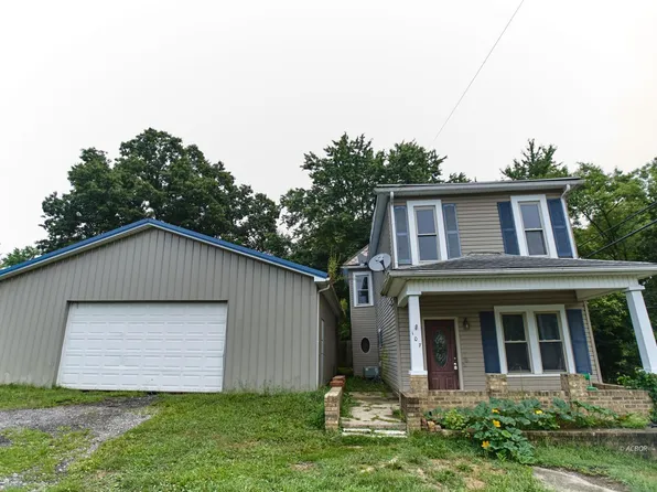 107 W Ewing St, New Straitsville, OH 43766