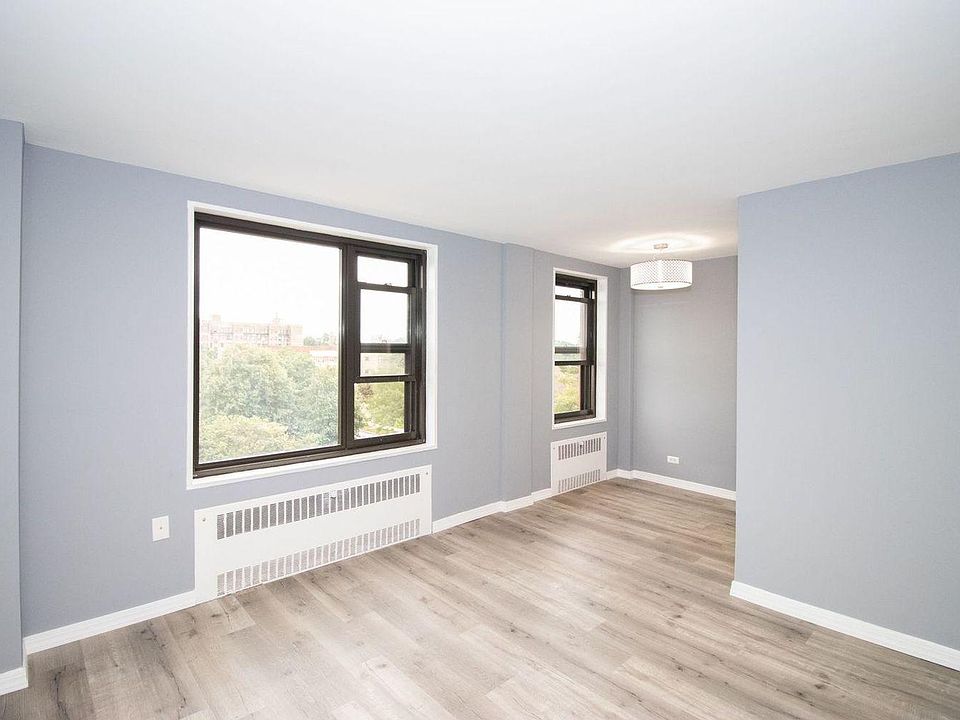 1st image of 7363 S South Shore Dr #8