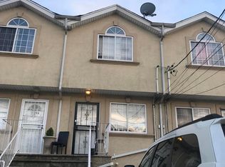 110 Broad St #B, Staten Island, NY 10304