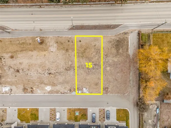 19950 McCarthy Rd, Lake Country, BC V4V 1S5