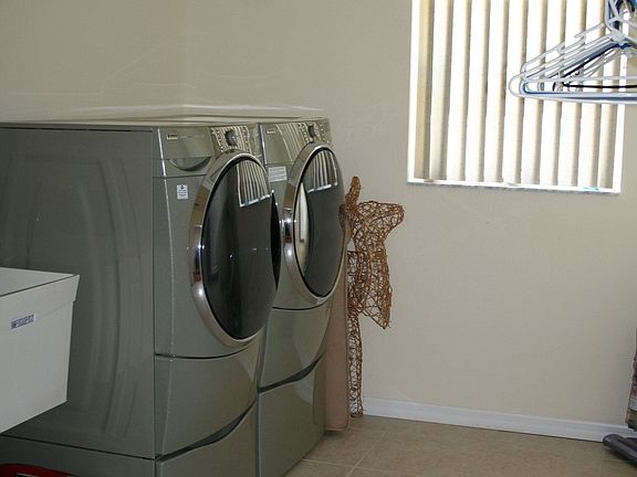 Extra Large Laundry Room