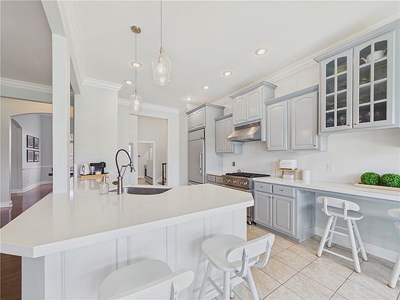 3rd image of 6702 W Braebourne Dr