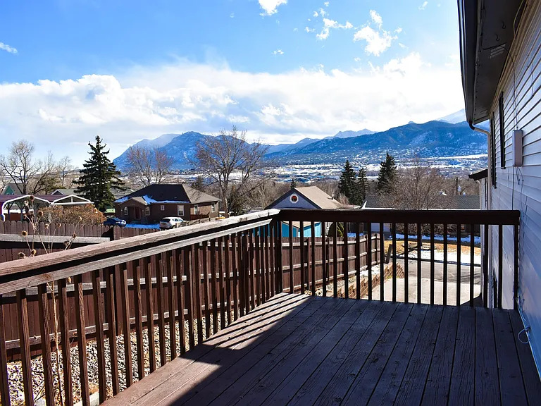 2218 W Saint Vrain St — Photo 5