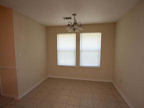 5th image of 60269 William Dr