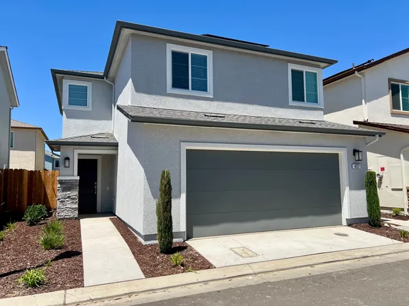 427 Tandoori Way, Turlock, CA 95380