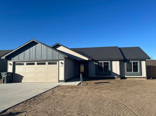 1309 Merrit Rd, Dodge City, KS 67801