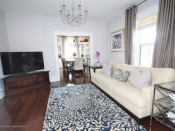 5th image of 808 Arden Ave