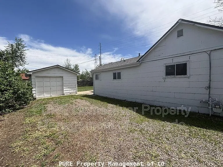 1040 Harlan St — Photo 18