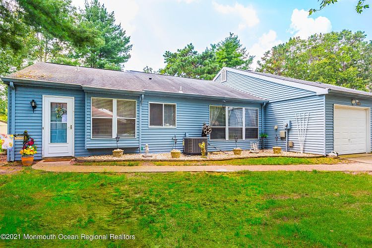 1st image of 846B Winchester Ct