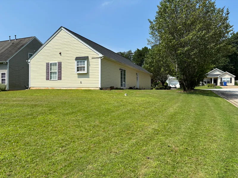 Glenlea Ln 3 bedroom 2 bath house — Photo 4