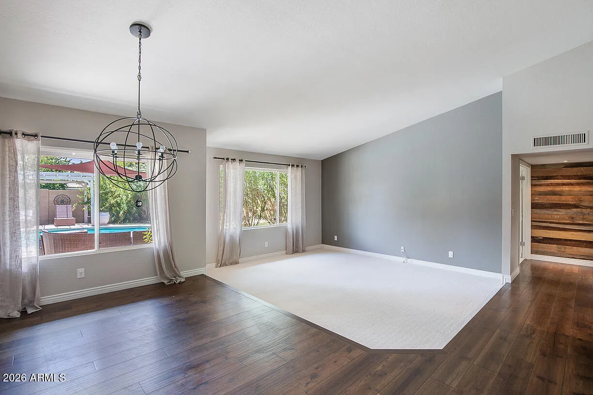4 bed, 2.0 bath, 2231 sqft, $4,050 — Photo 2