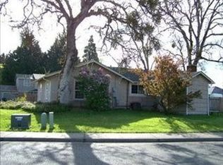 1043 Kokanee Ln, Grants Pass, OR 97527