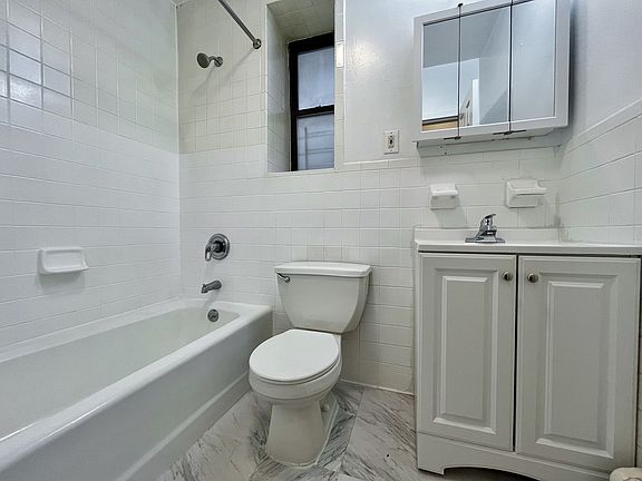 2nd image of 519 W 151st St #12