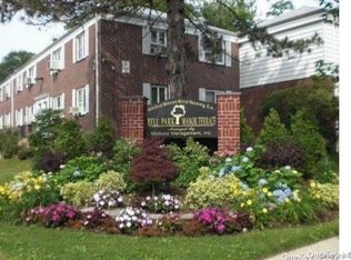 226-37 Manor Rd #2714, Queens Village, NY 11427