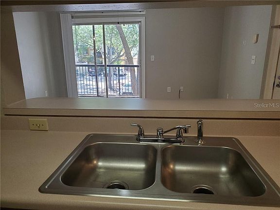 5th image of 5620 Pinnacle Heights Cir APT 205