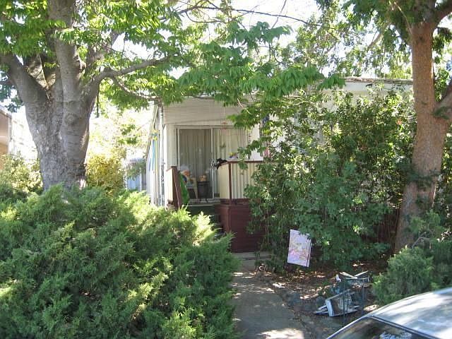 1st image of 328 Vandenberg Cir