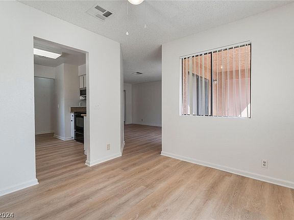 5th image of 3151 Soaring Gulls Dr Unit 1032