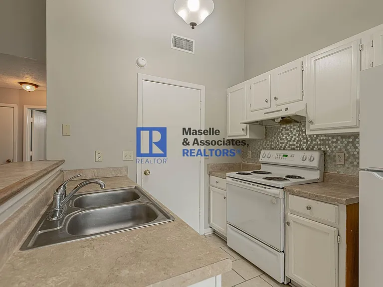 183B Cumberland Rd — Photo 12