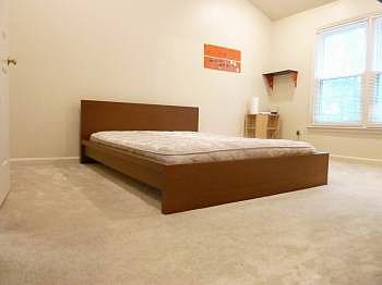 4th image of 5905 Baron Kent Ln