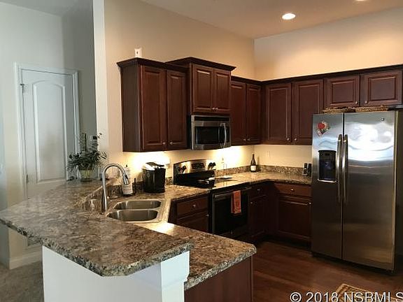 4th image of 610 Coral Trace Blvd
