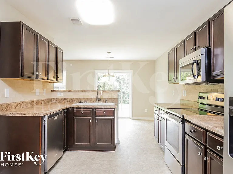 3885 Field Sedge Dr — Photo 6