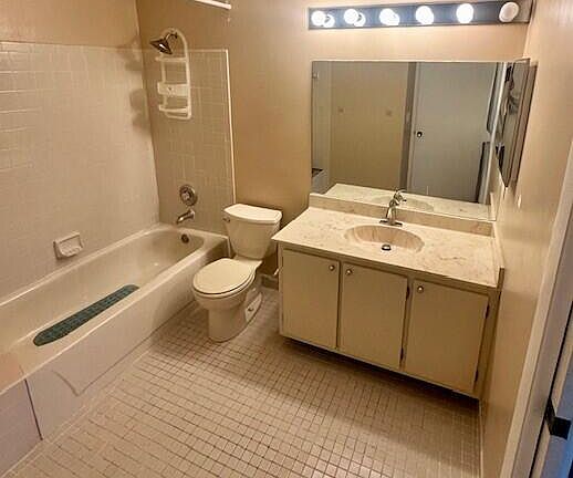 2nd image of 7 Farnworth Drive