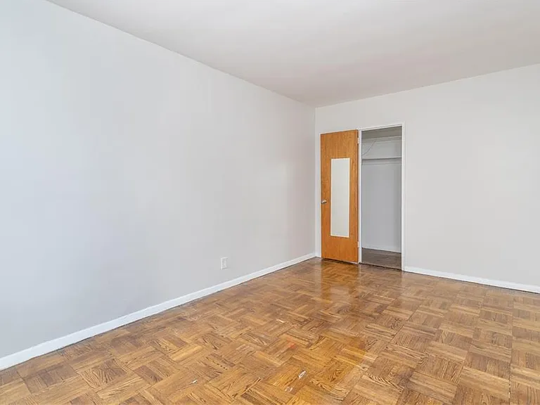 730 Pelham Road — Photo 16