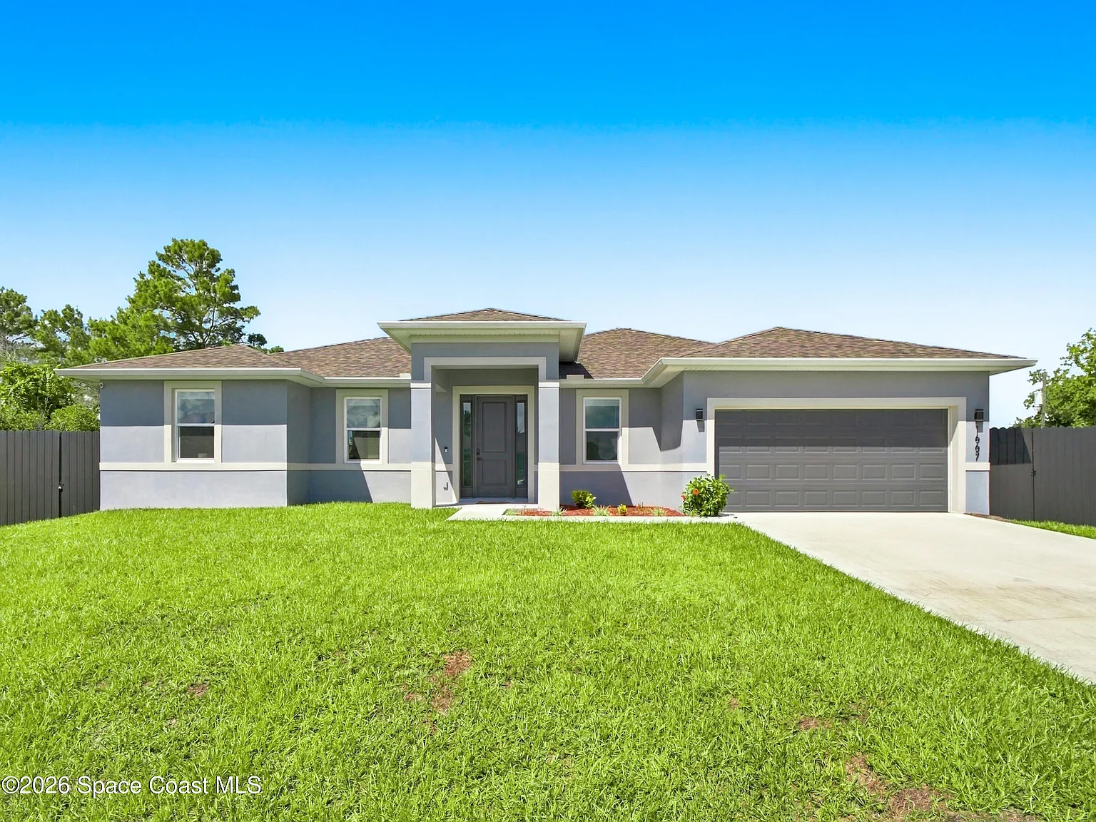 4 bed, 2.0 bath, 1802 sqft, $2,650 — Photo 1
